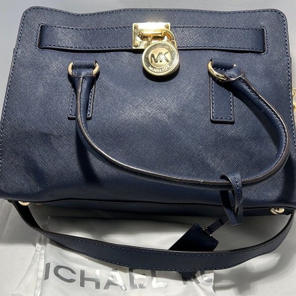 Michael Kors Handbags - Michael kors bag